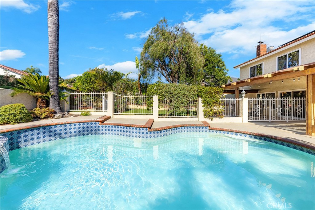 Property photo 35