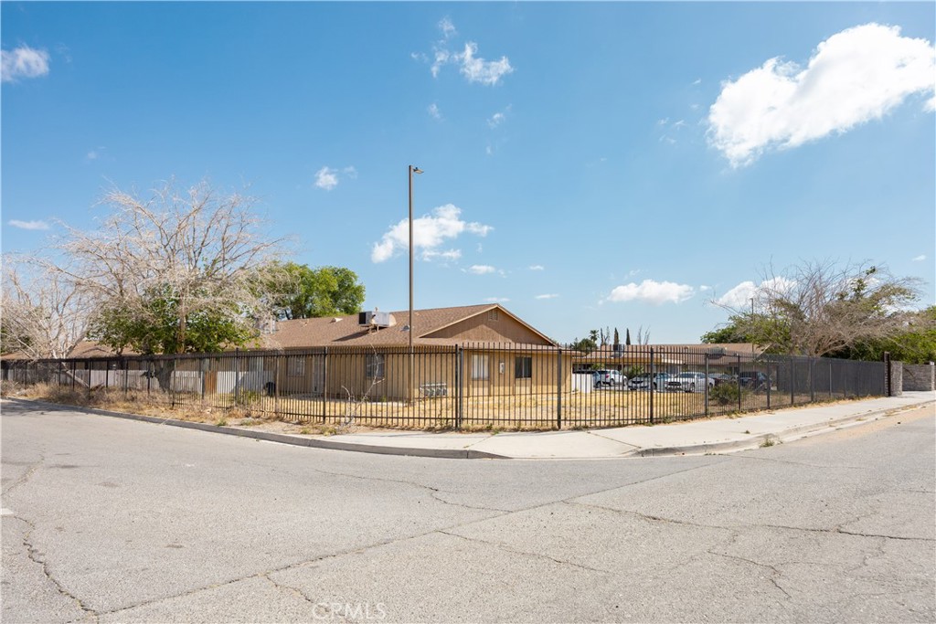 Property photo 8