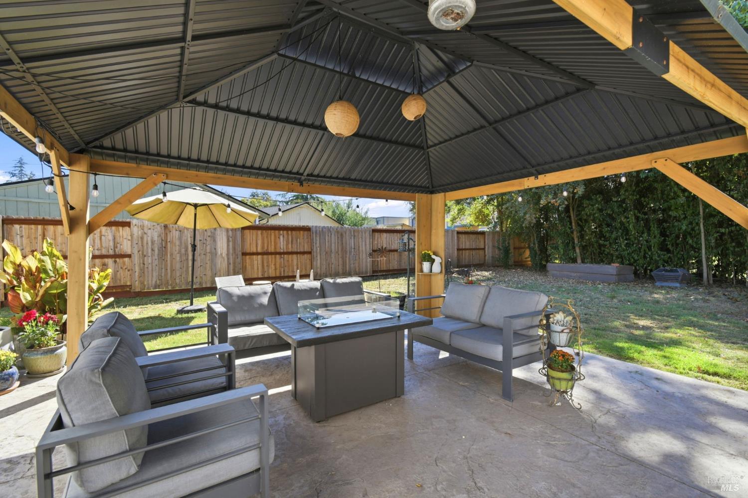 Property photo 33
