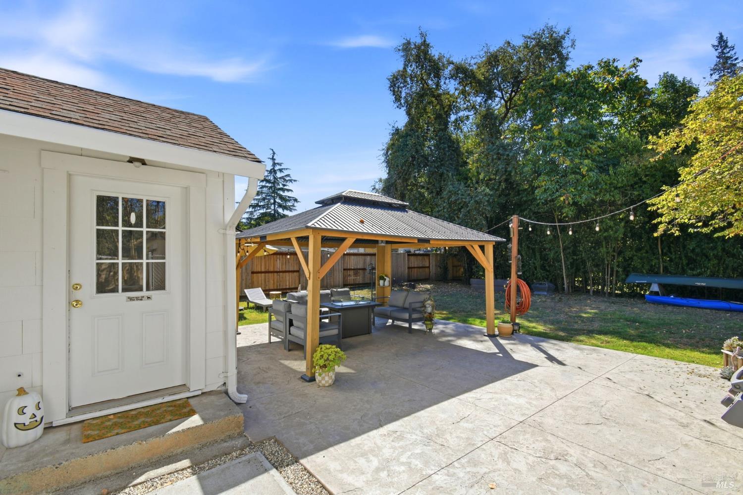 Property photo 35