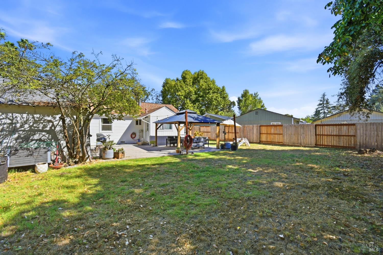 Property photo 37