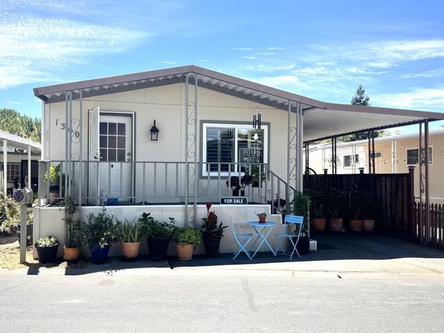 Property photo 43