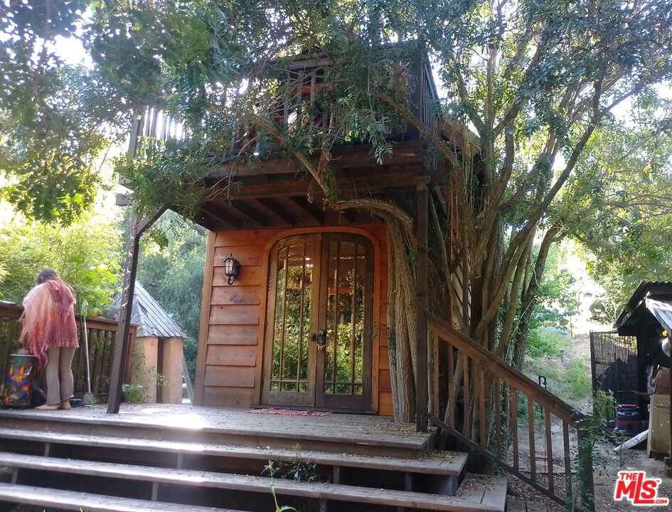 Property photo 33