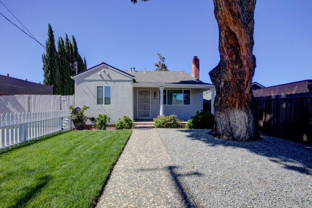 Property photo 32