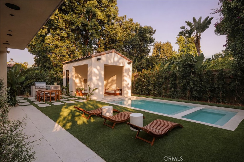 Property photo 33