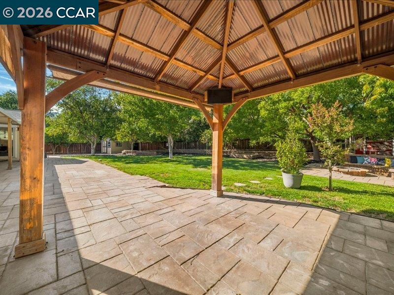 Property photo 41