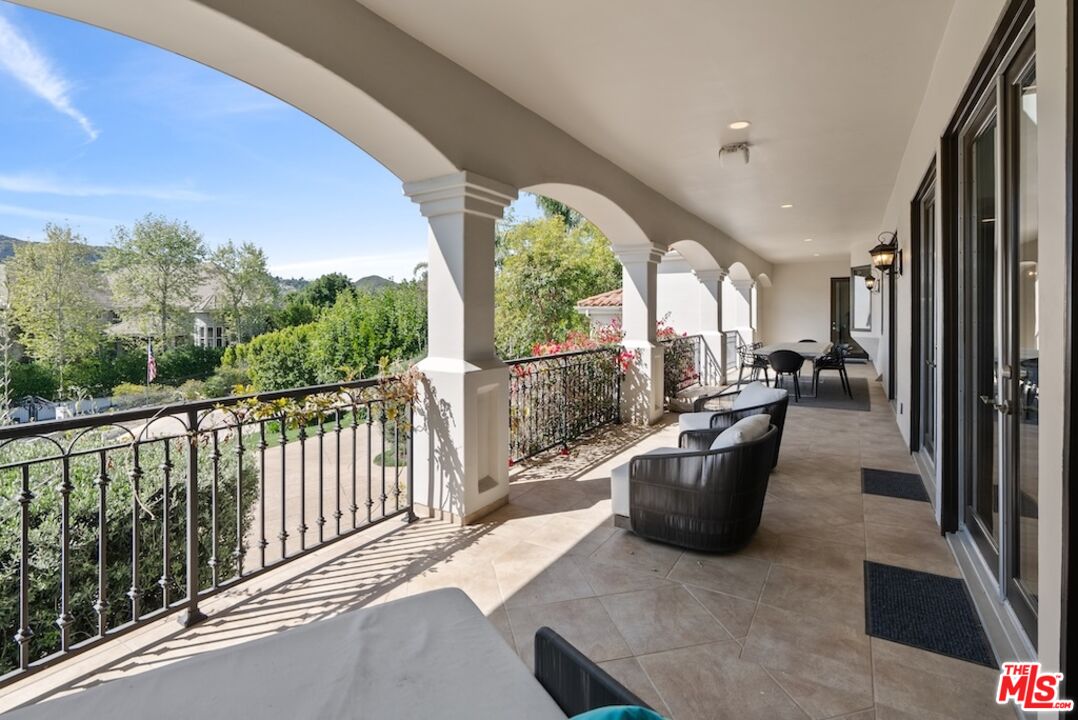 Property photo 33