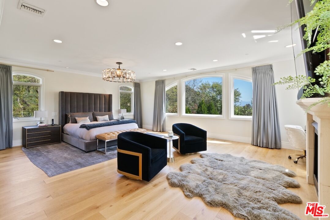 Property photo 46