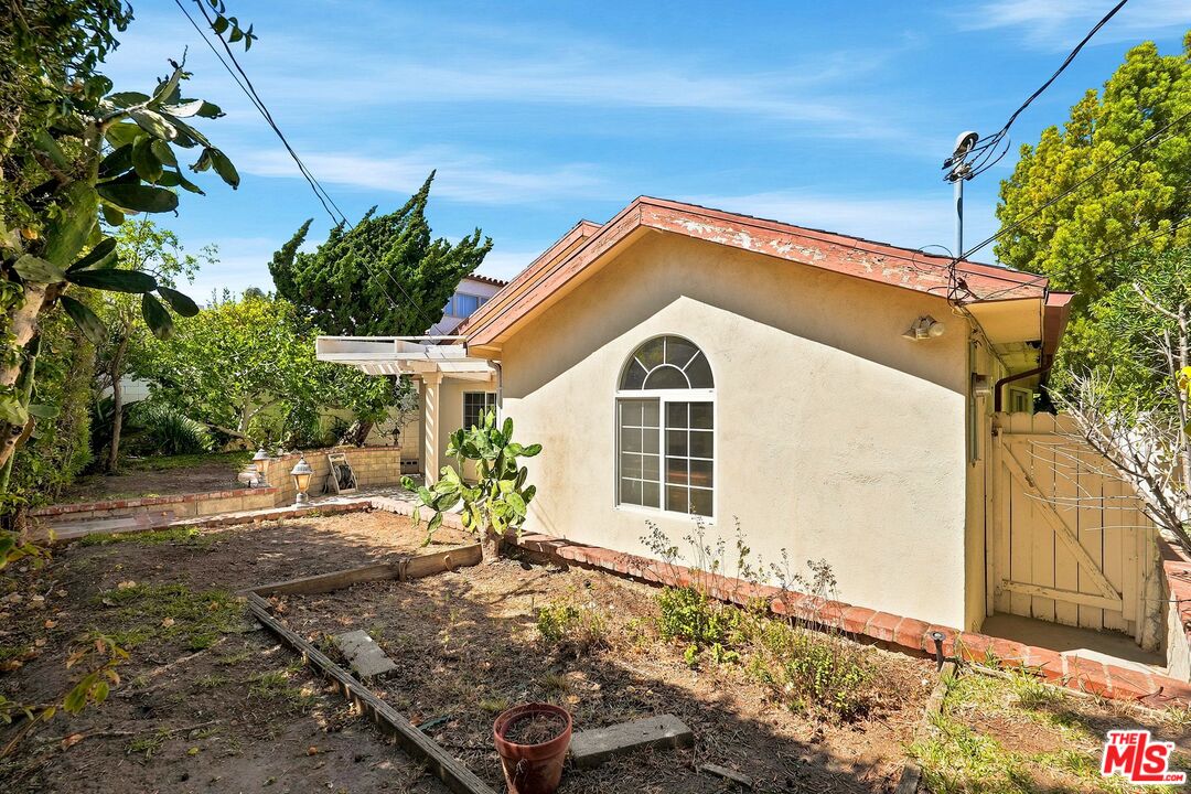 Property photo 38