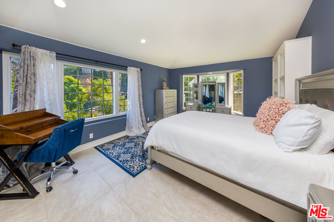 Property photo 42