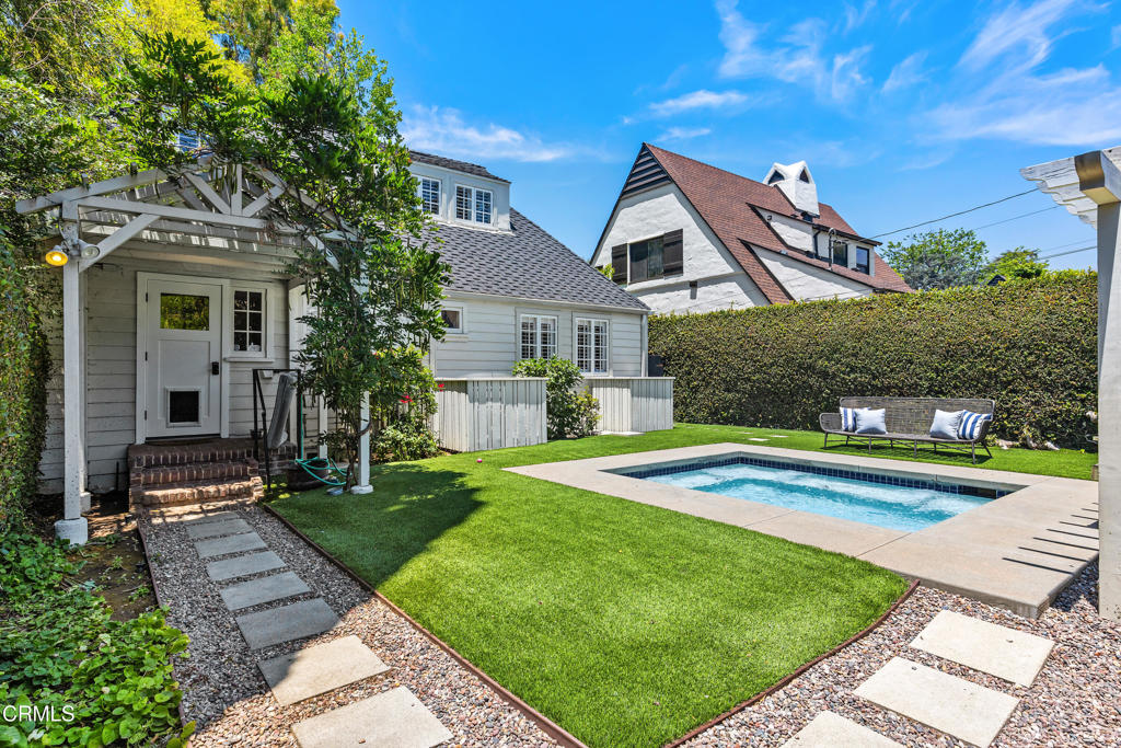 Property photo 36