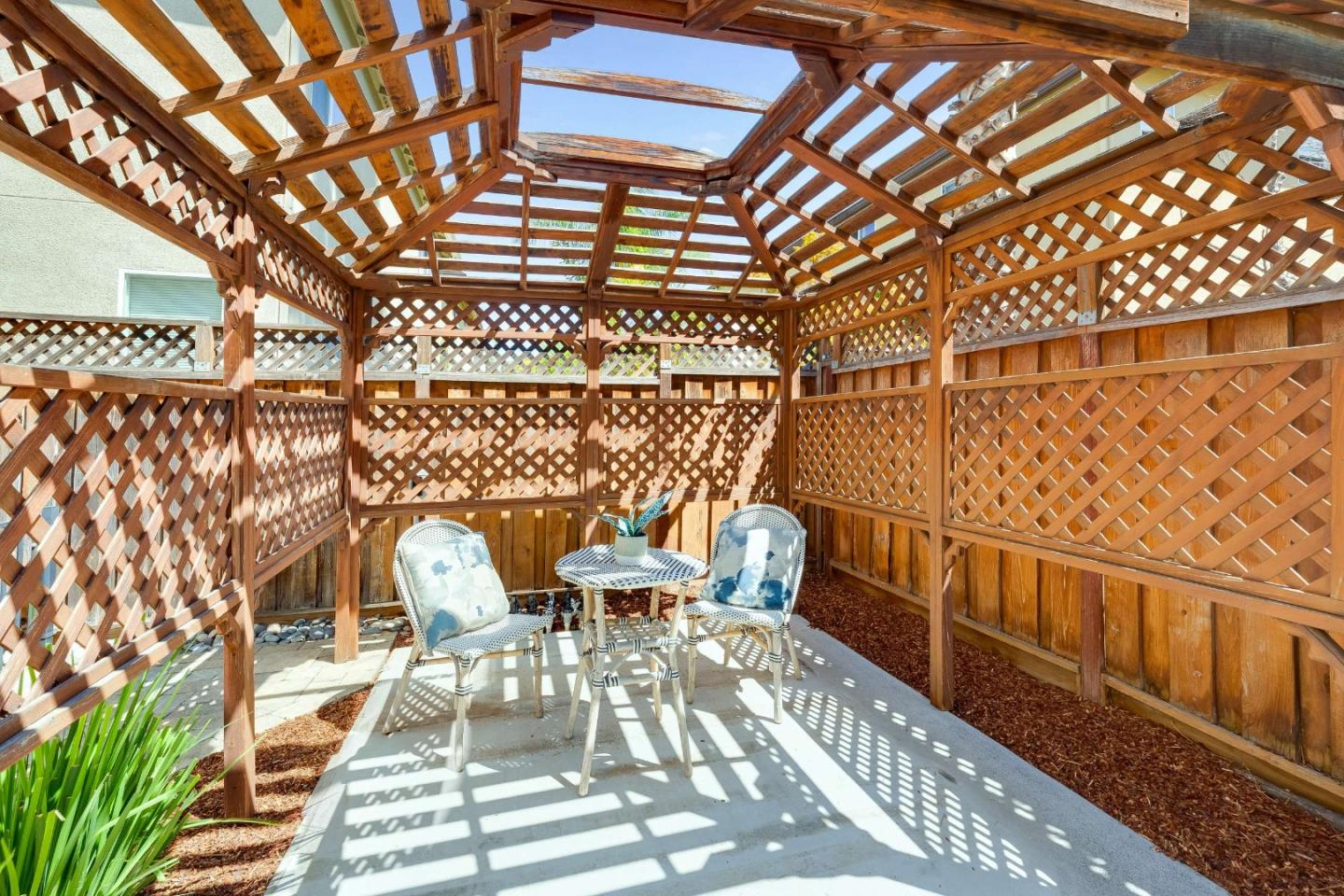 Property photo 37