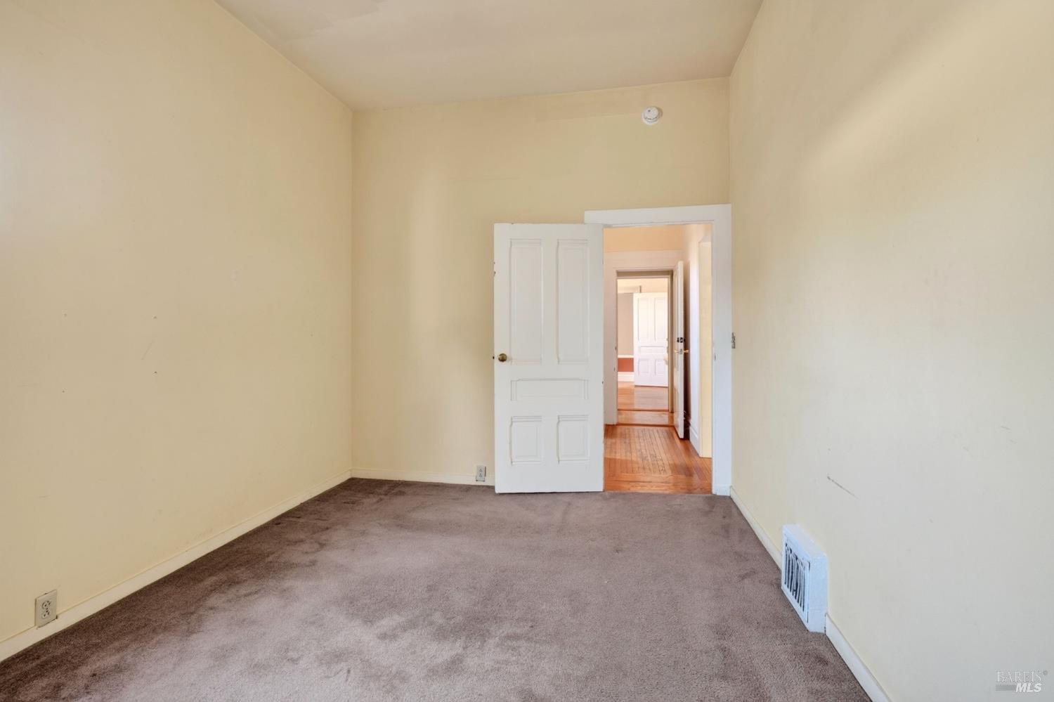 Property photo 27