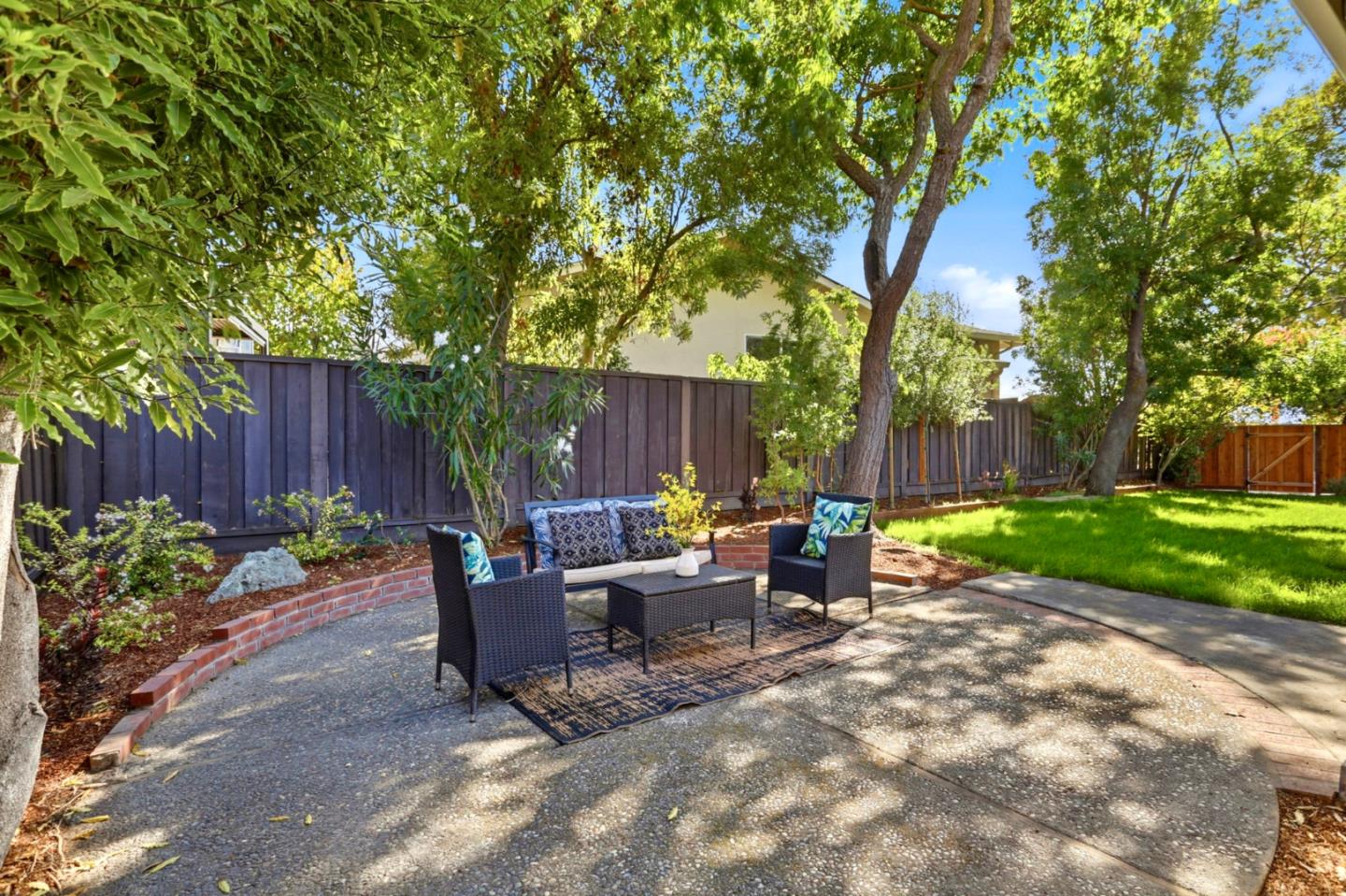 Property photo 37