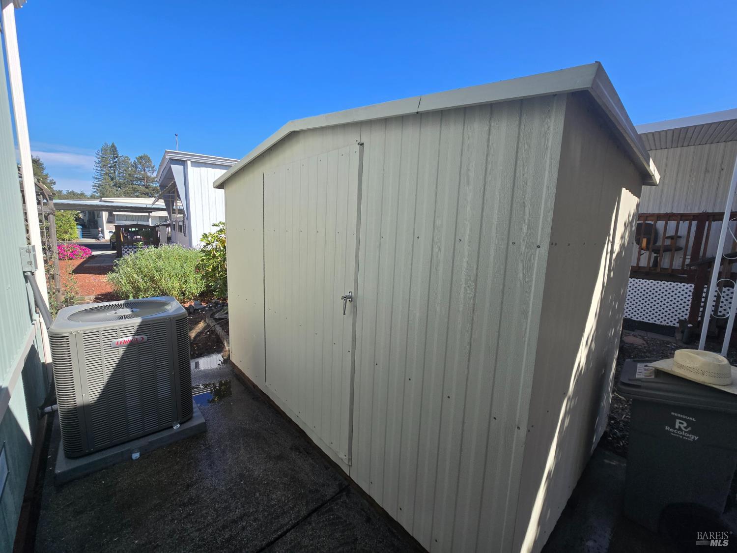 Property photo 23