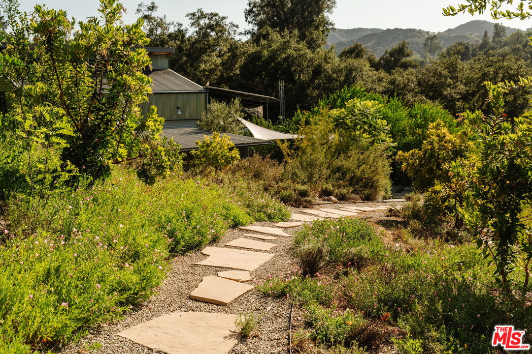 Property photo 40
