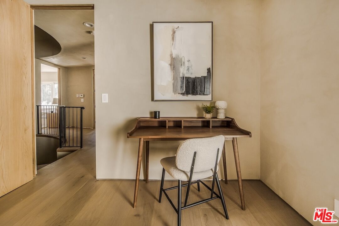 Property photo 28
