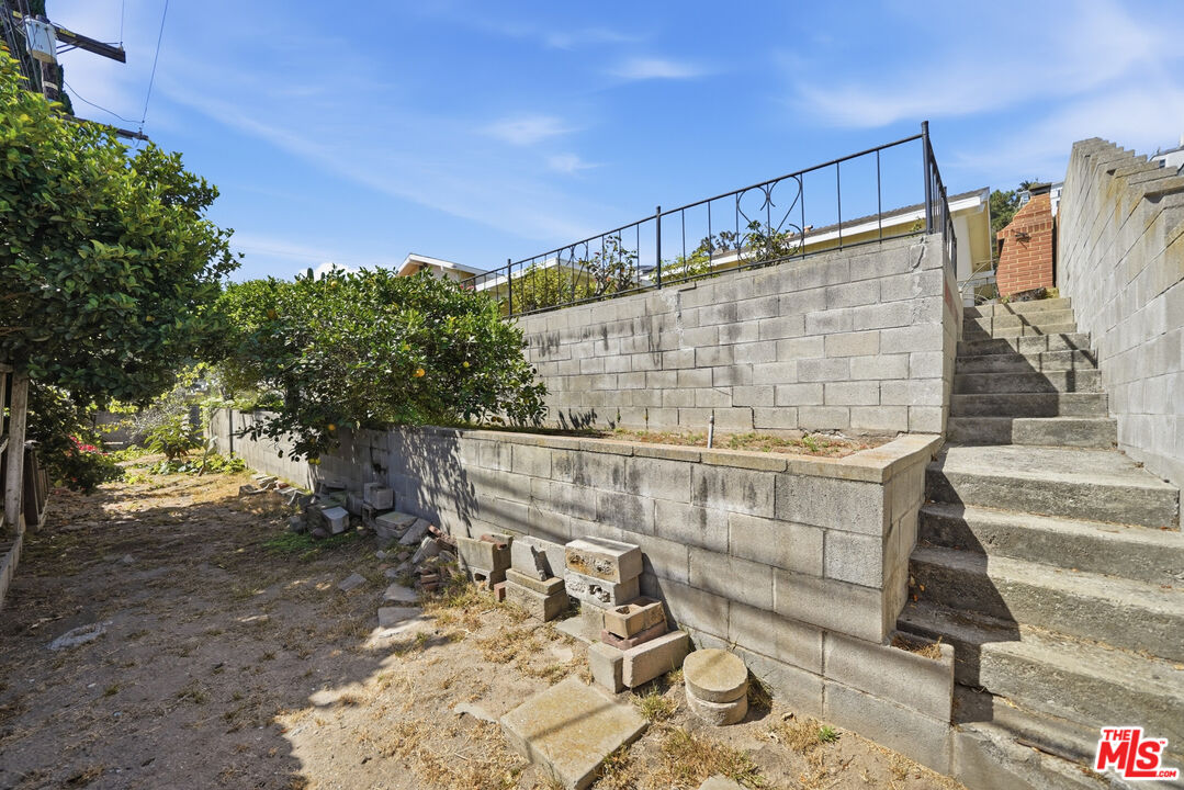 Property photo 40