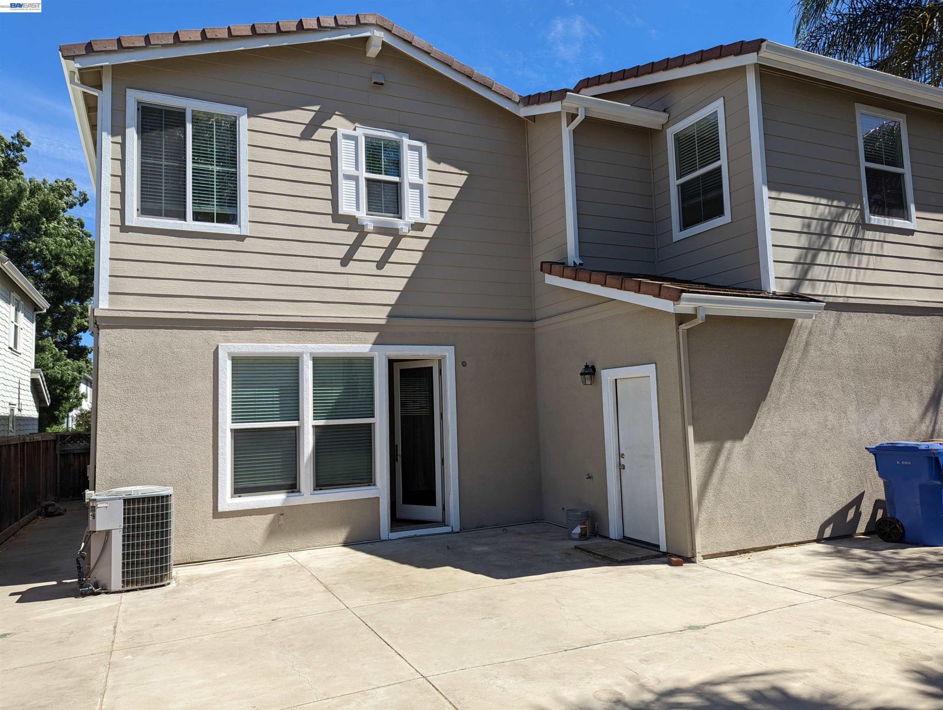 Property photo 32