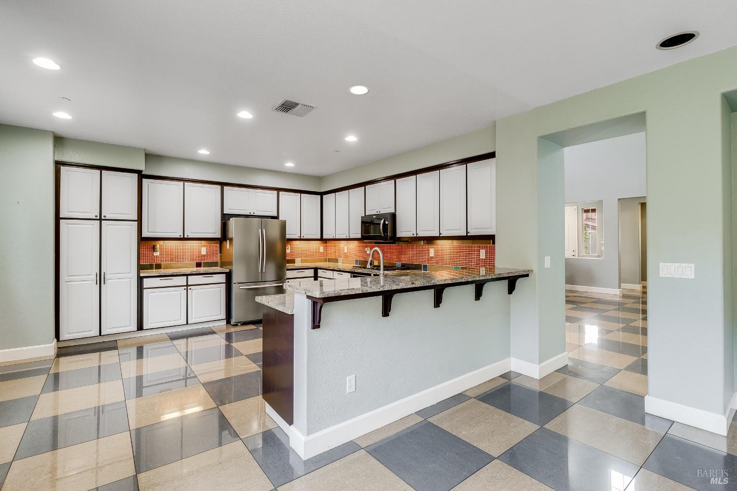 Property photo 25