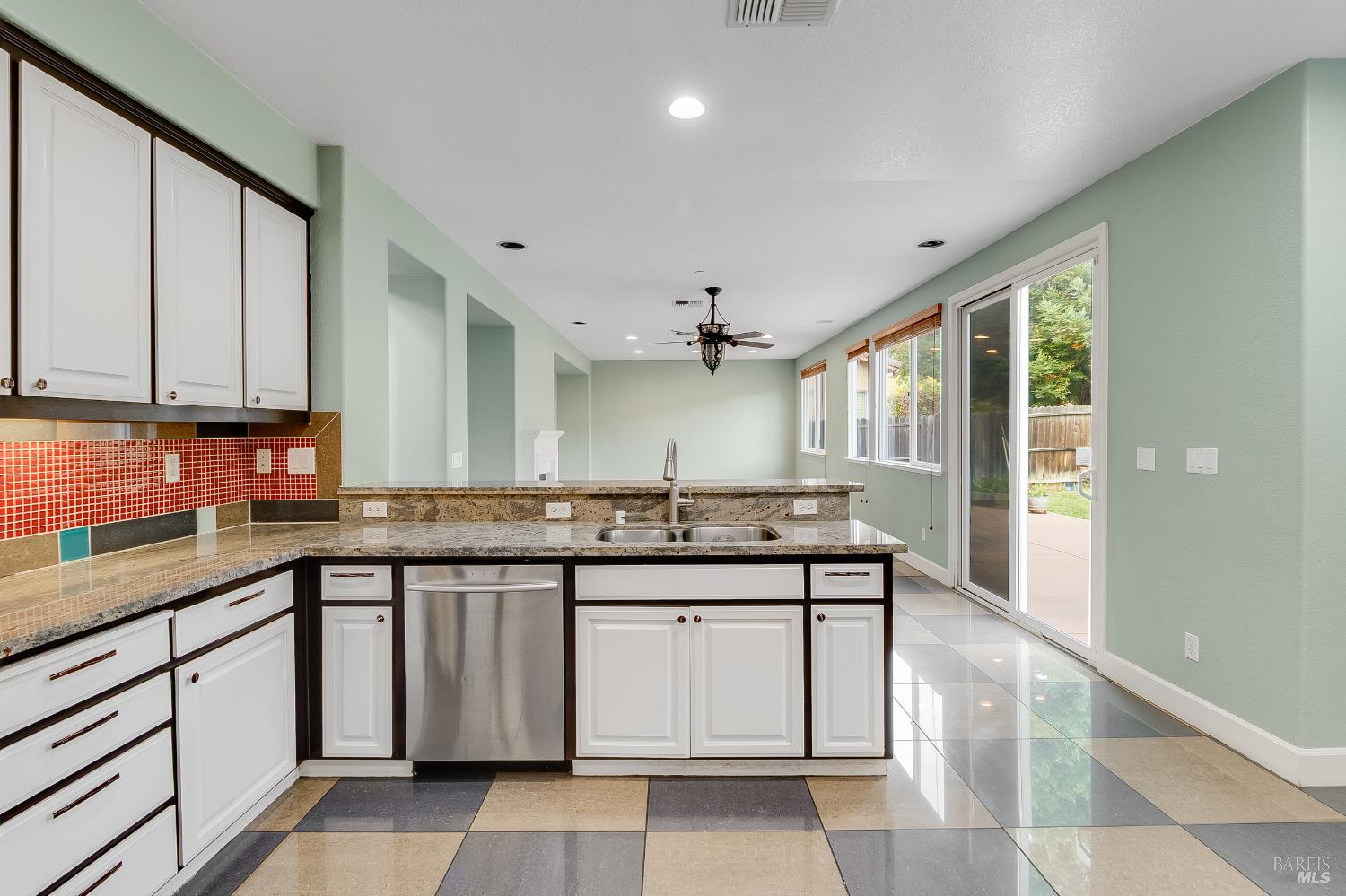 Property photo 29