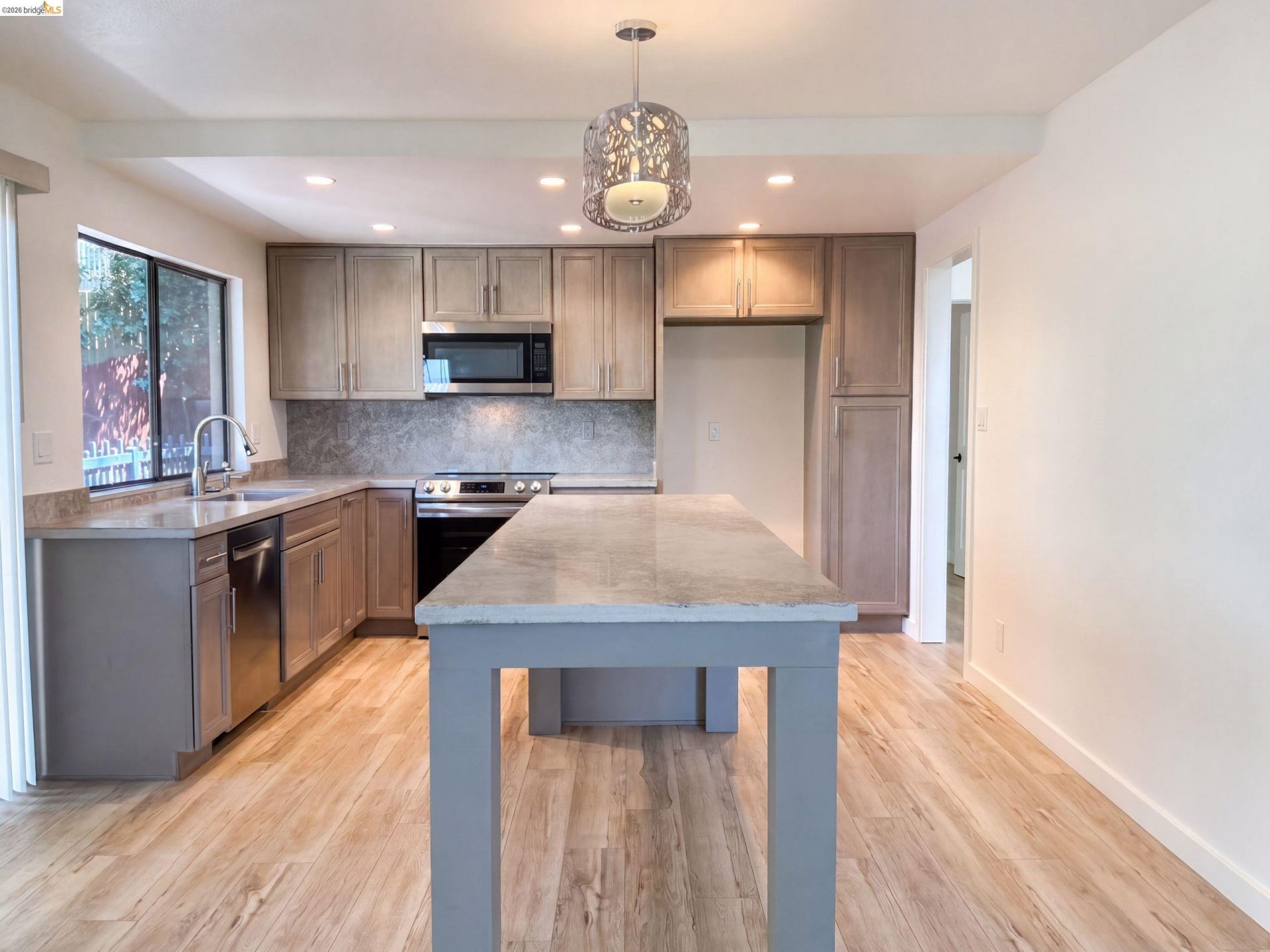 Property photo 40