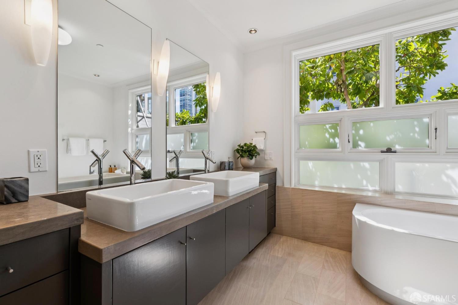 Property photo 50