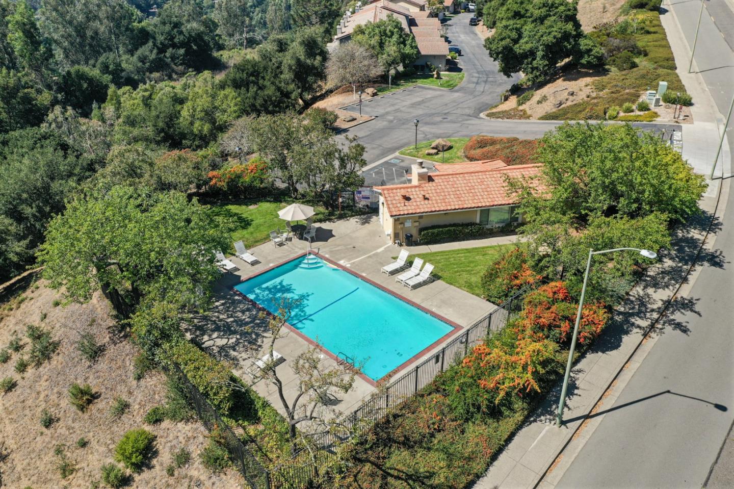 Property photo 37