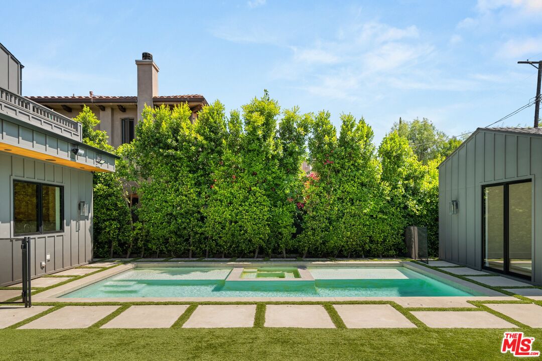 Property photo 42