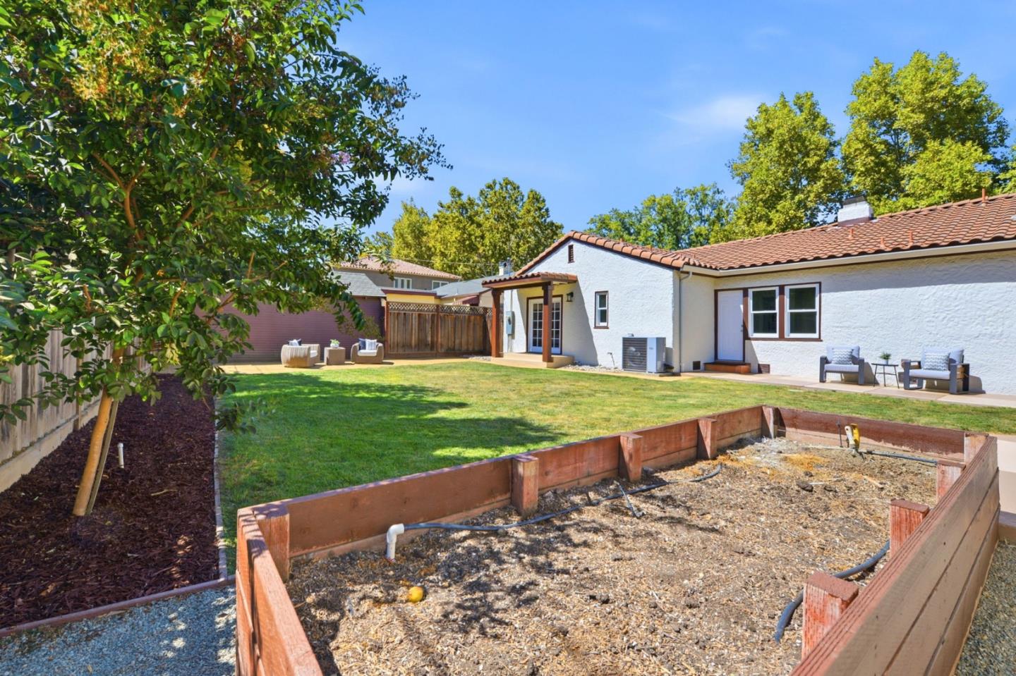 Property photo 51