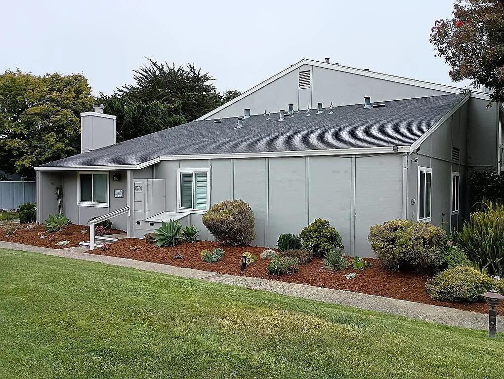1514 Dolphin Dr