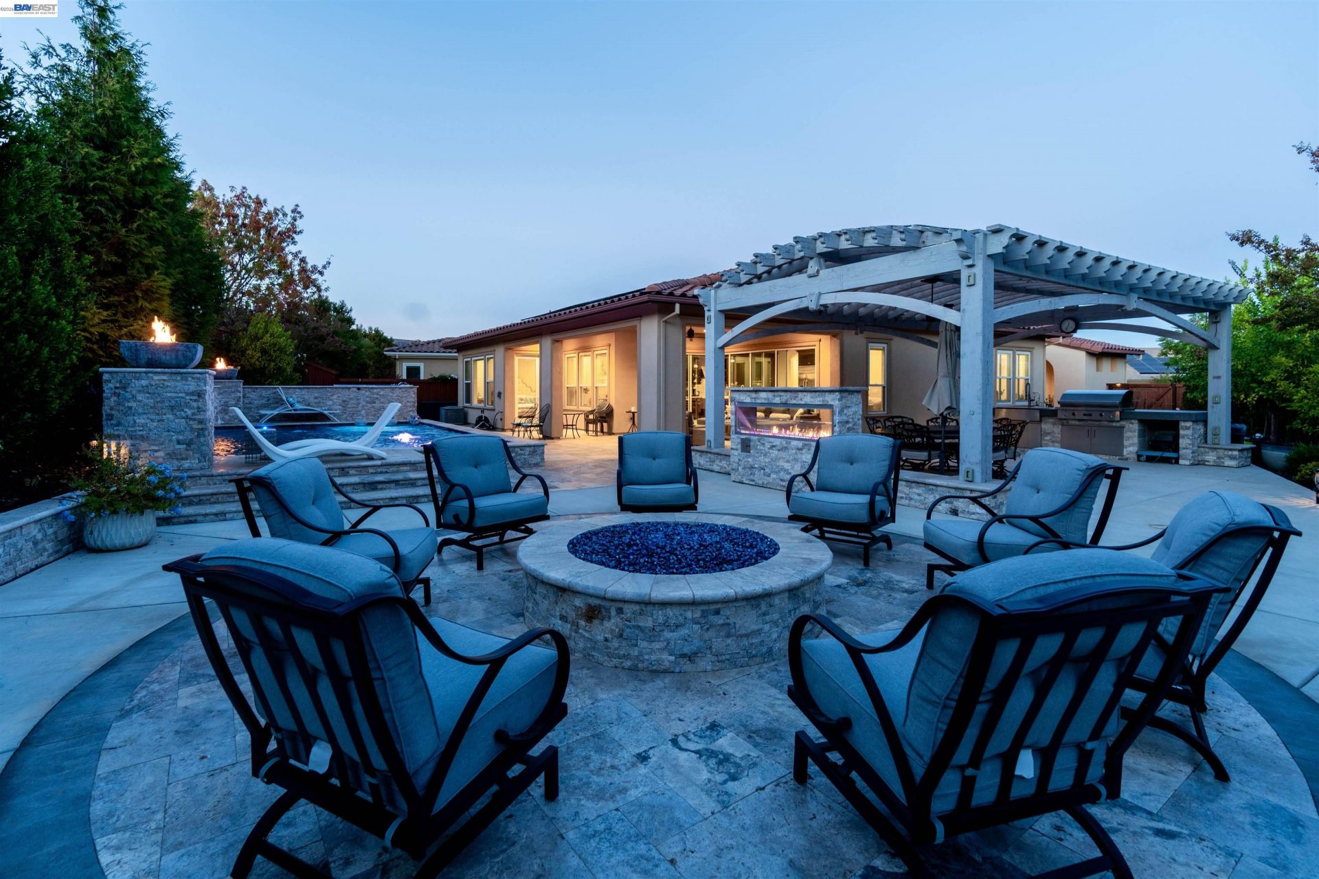 Property photo 44