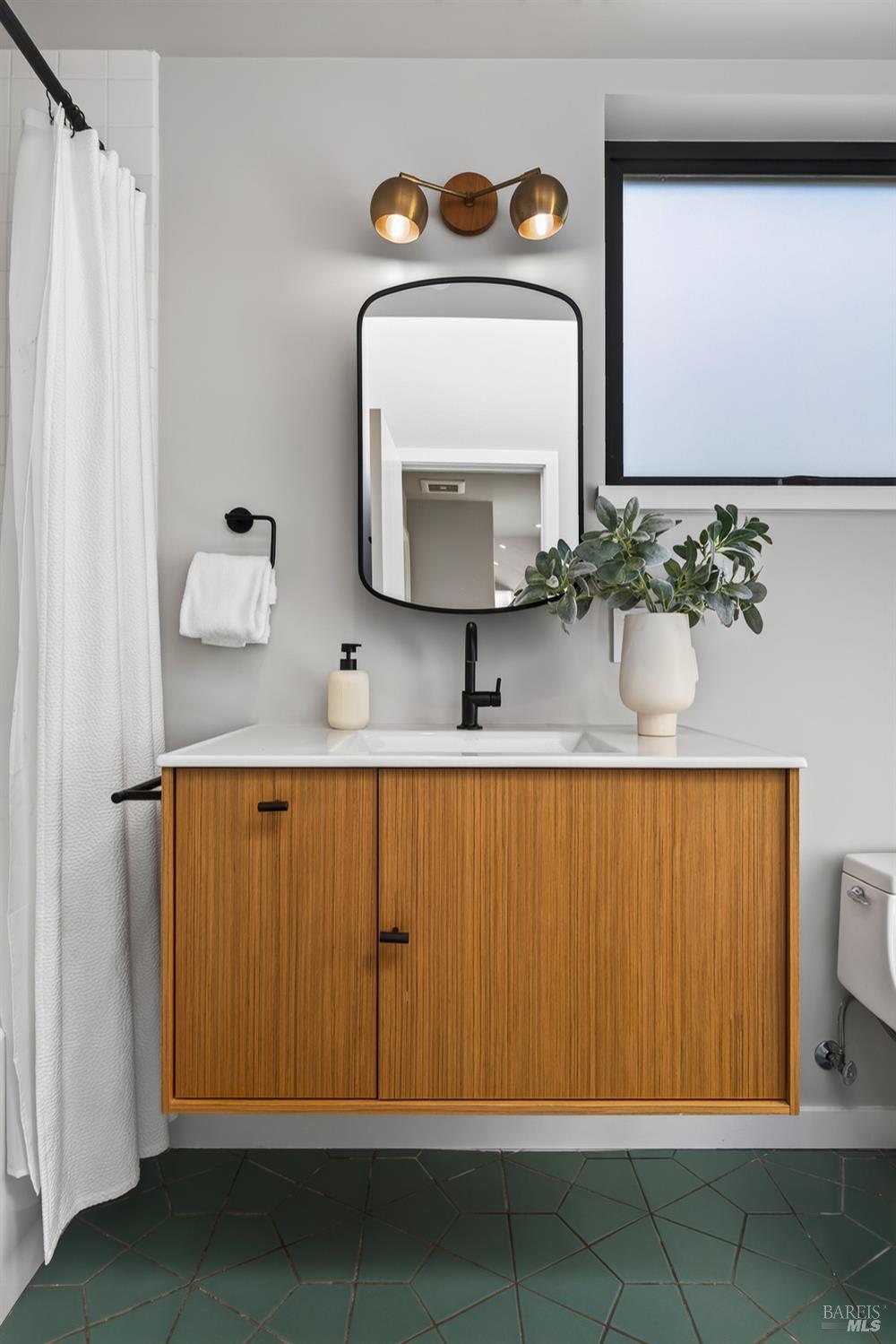 Property photo 50