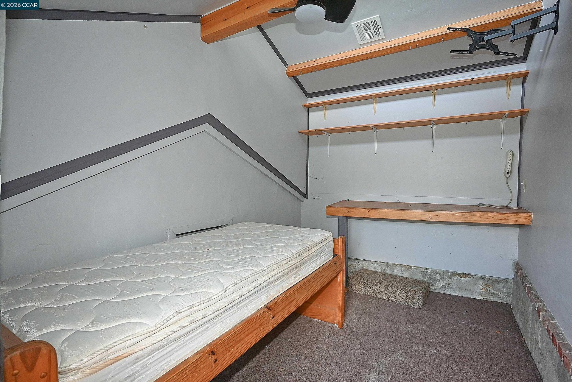 Property photo 31