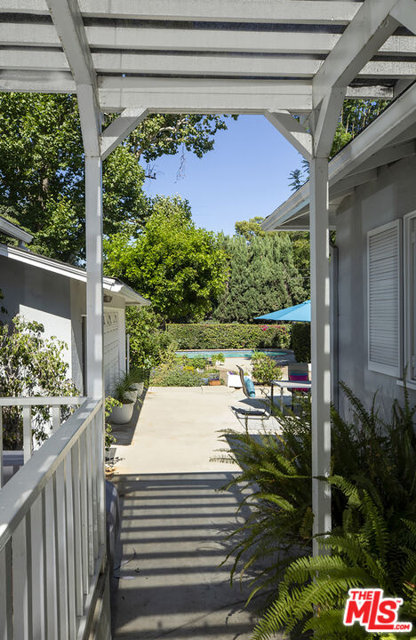 Property photo 32