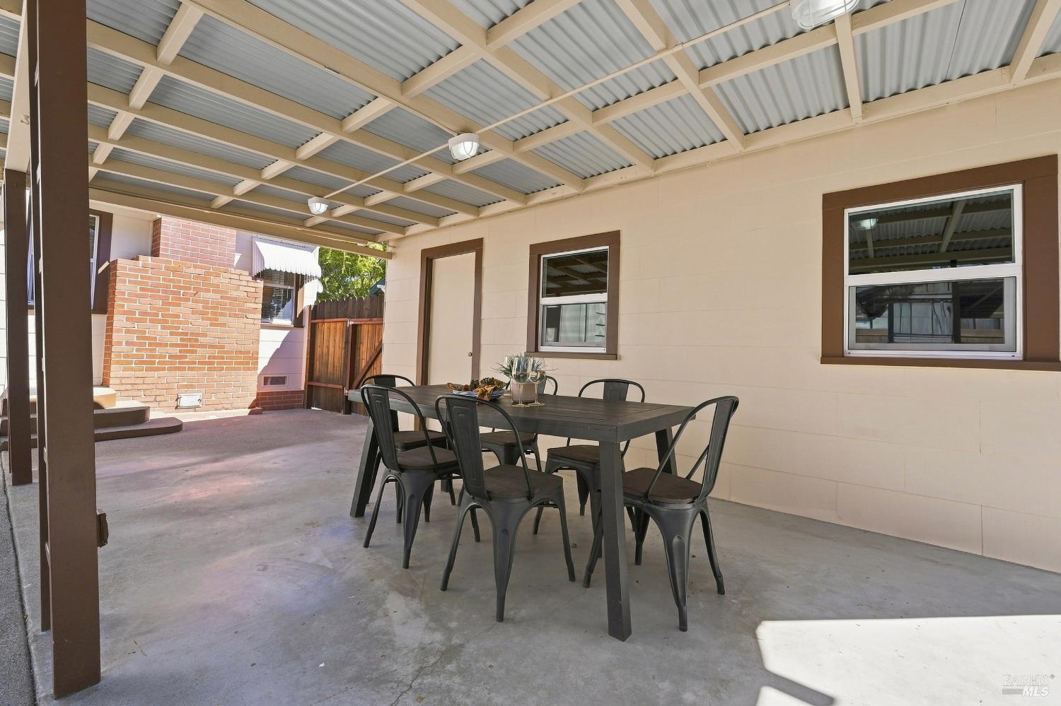 Property photo 46