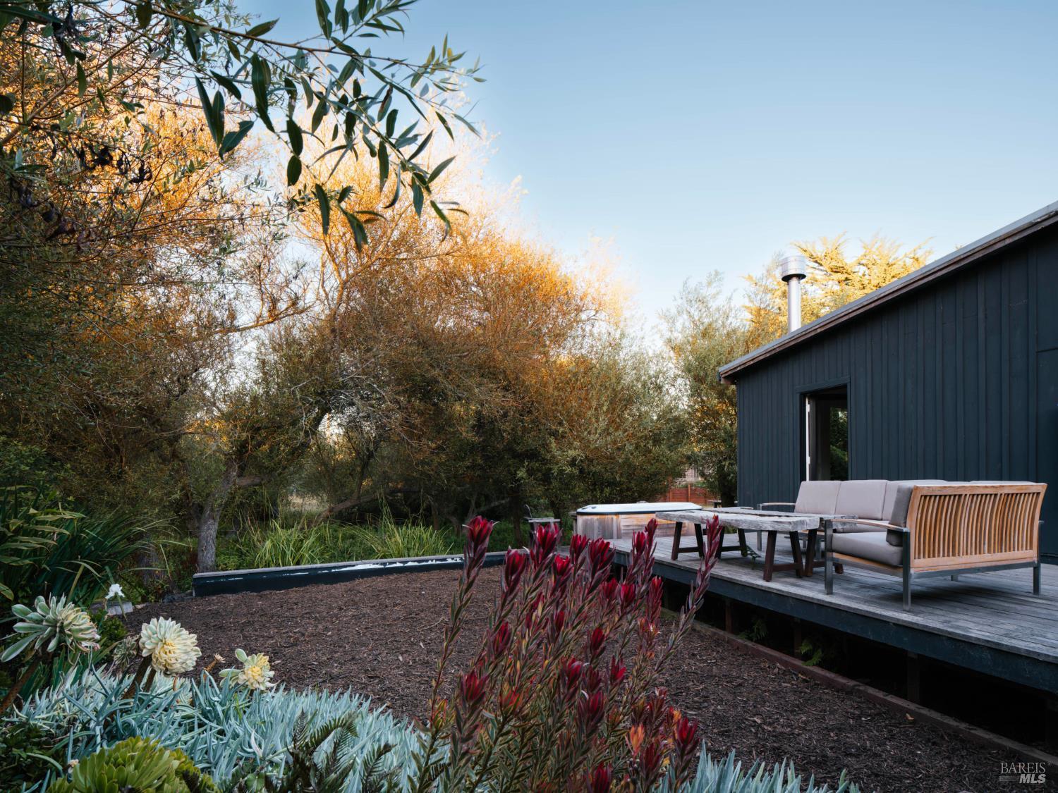 Property photo 25