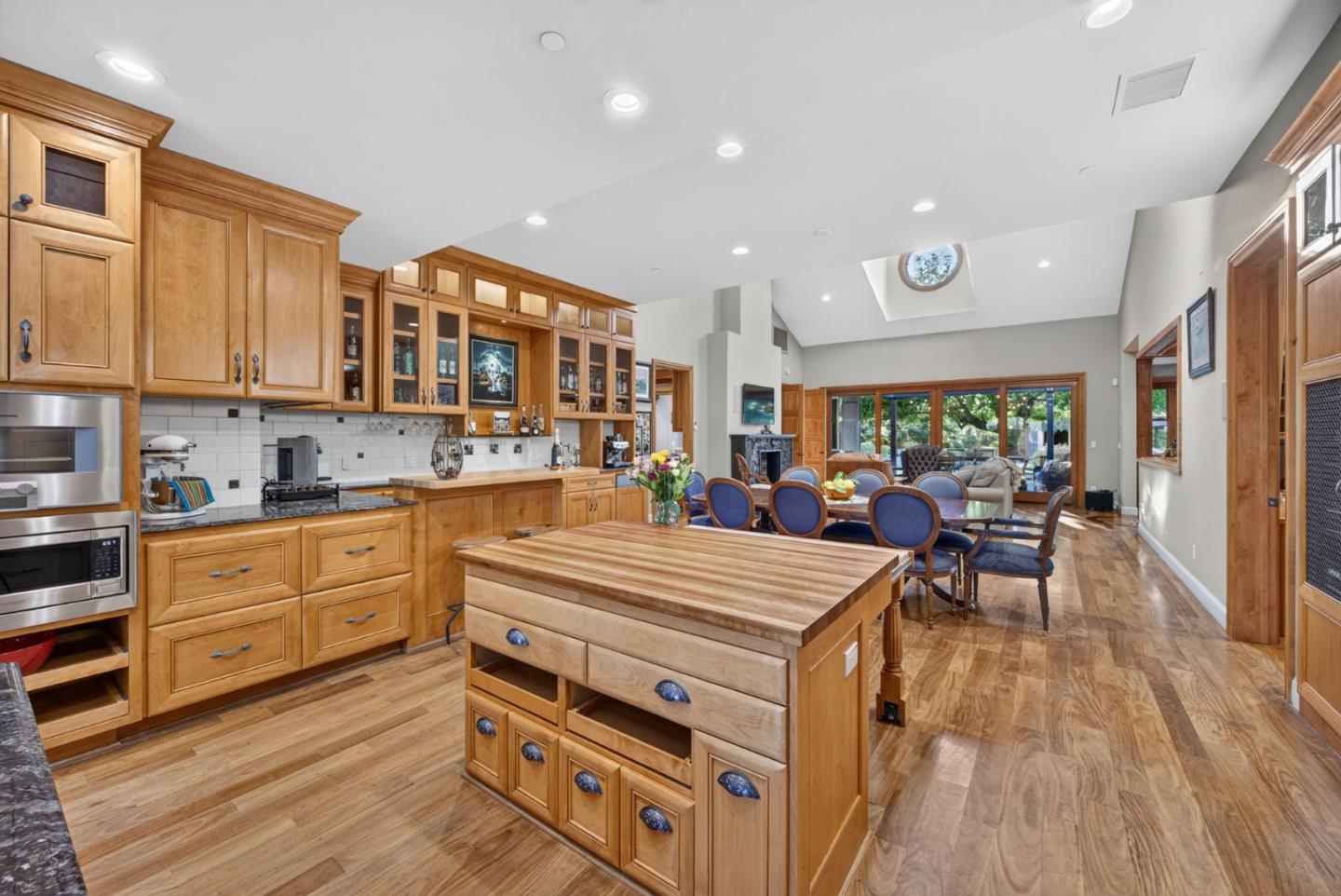 Property photo 24