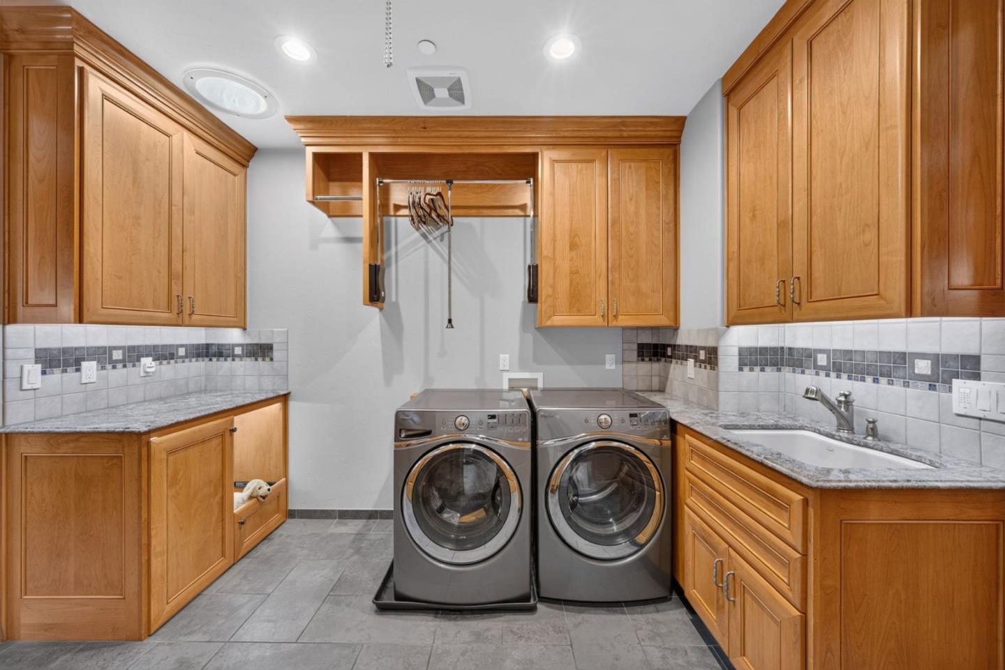 Property photo 47