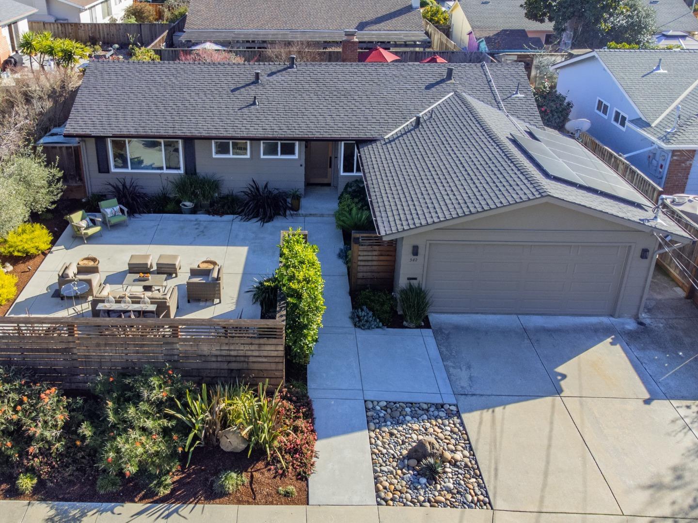 342 Cabrillo Ave