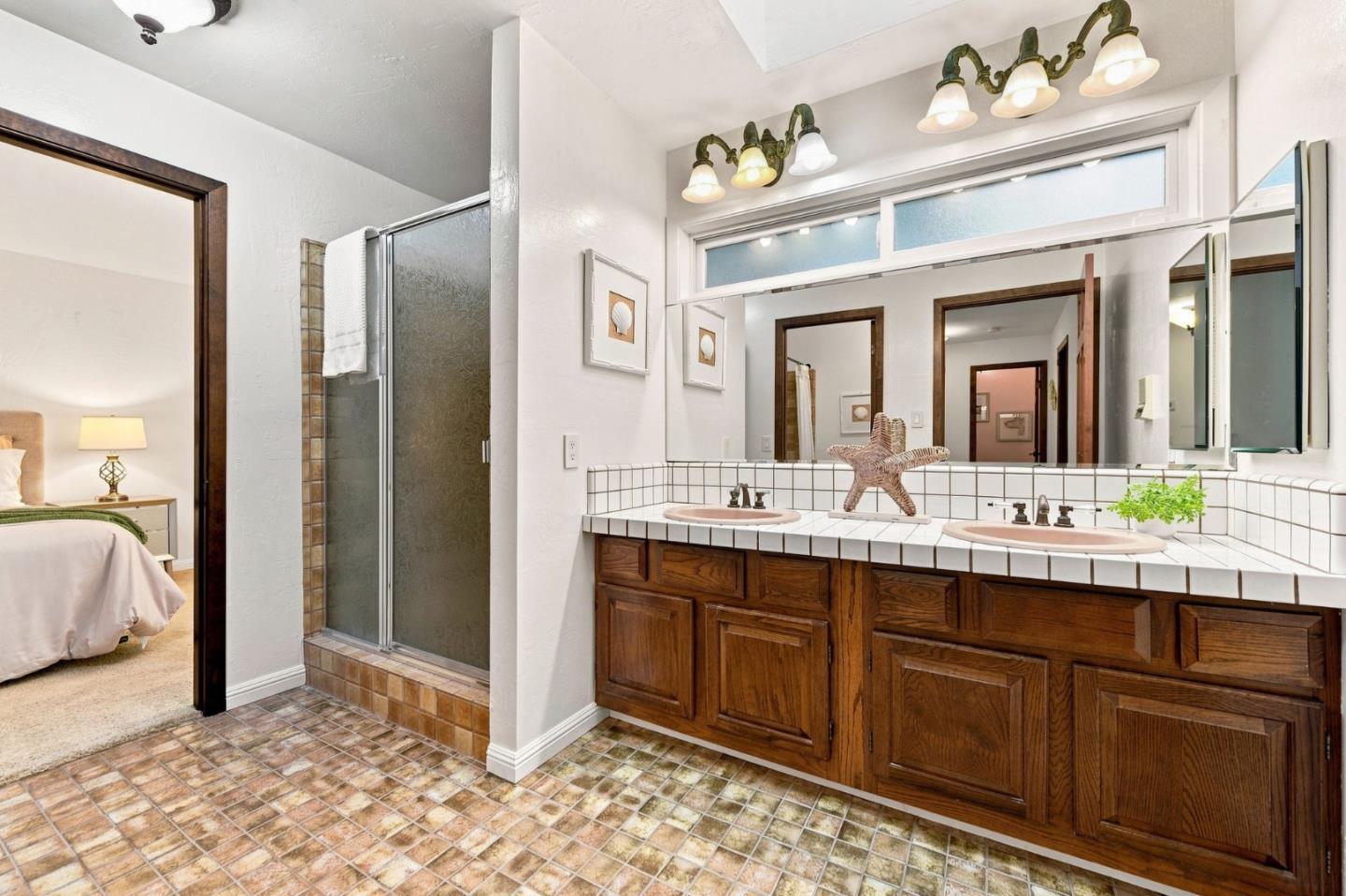 Property photo 44