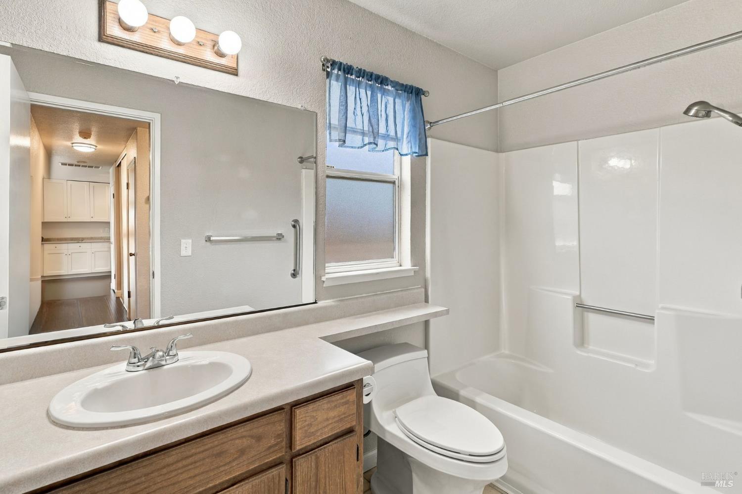 Property photo 25