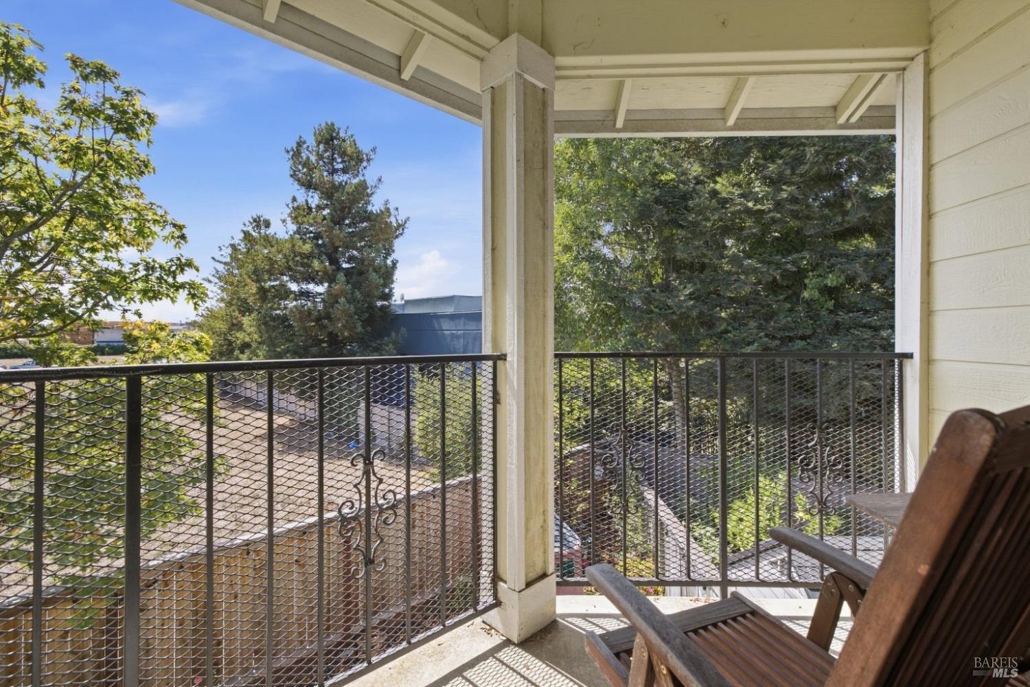 Property photo 32