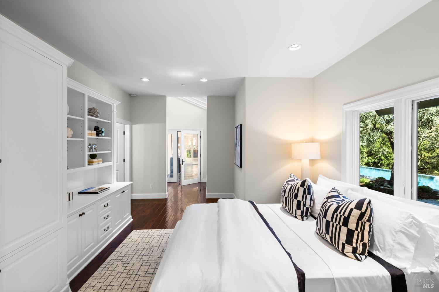 Property photo 46