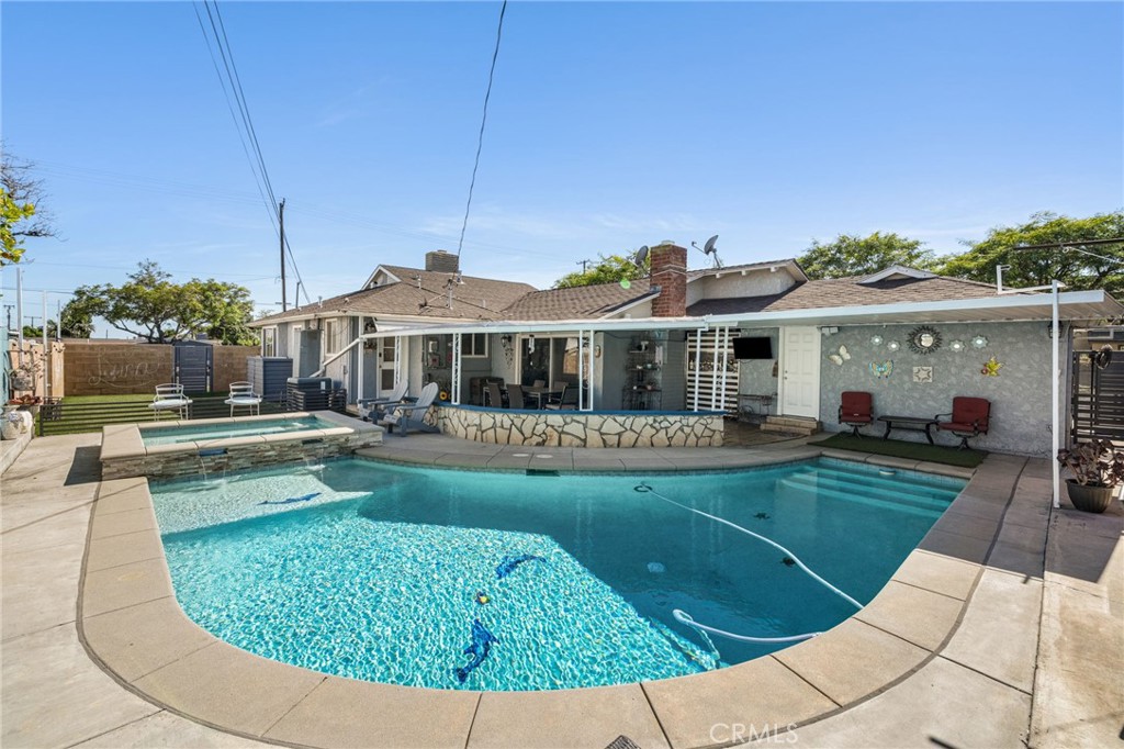 Property photo 37