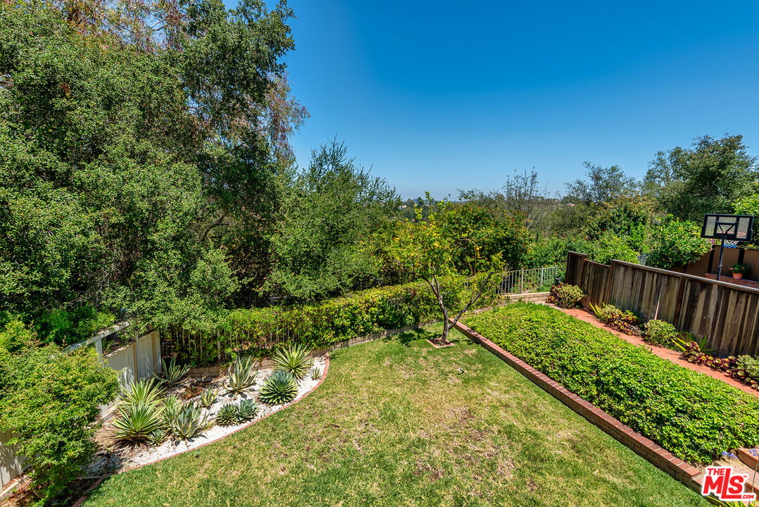 Property photo 42