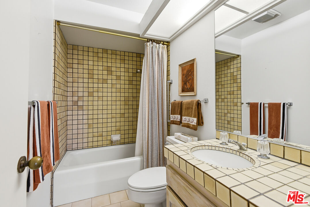 Property photo 46