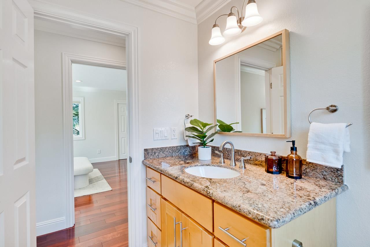 Property photo 50