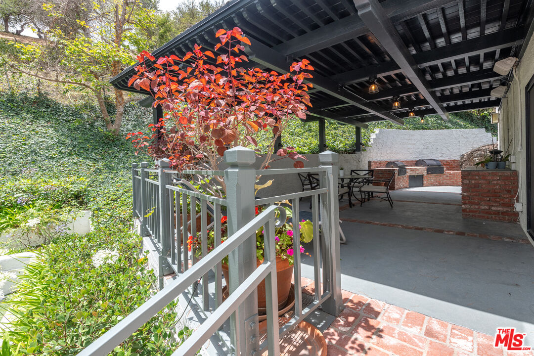 Property photo 35