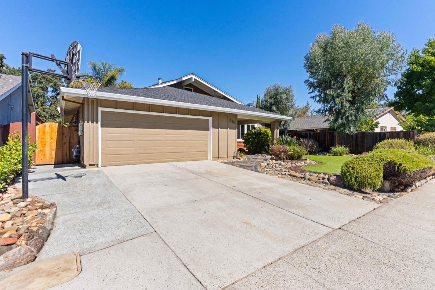 Property photo 11